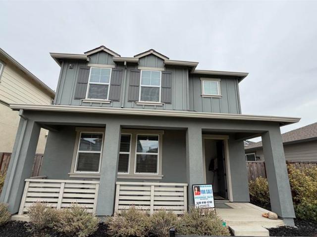 215 Manatee