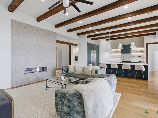 215 Mesa Vista Drive