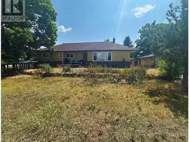 215 Mugford Road, Kelowna, BC, V1X 2E4 house for sale Listi.