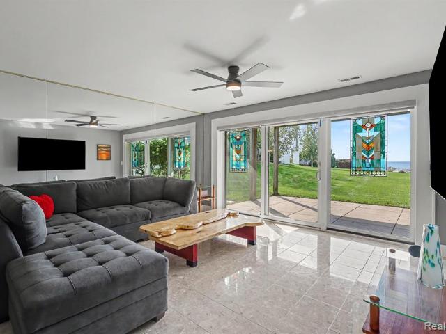 215 North Shore Drive # 1
