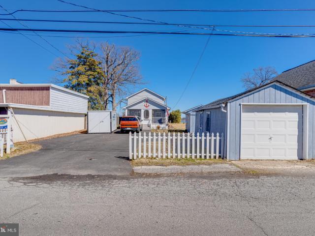 215 Nanticoke Rd, Essex, MD 21221 | MLS #MDBC2150