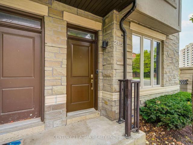 215 South park Road, Thornhill | Sold, N12460 | Condos. Ca