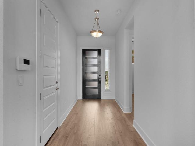 215 Slater Ct