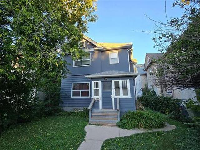 215 Spence St, Winnipeg, MB, R3C 1Y5 house for sale | Listing ID 202623 | Royal LePage