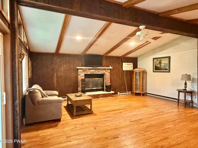 215 Stirrup Lane