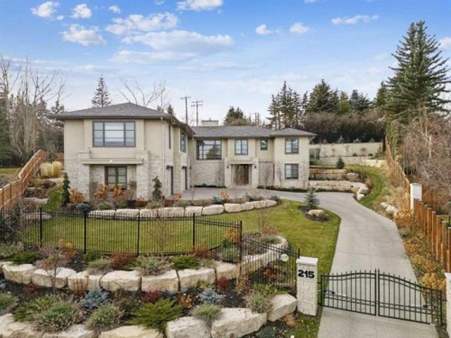 215 Patton Court Sw, Calgary, AB, T2V 5G4 house for sale | Listing ID A2333 | Royal LePage