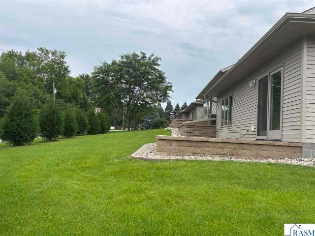 215 Parkway Place