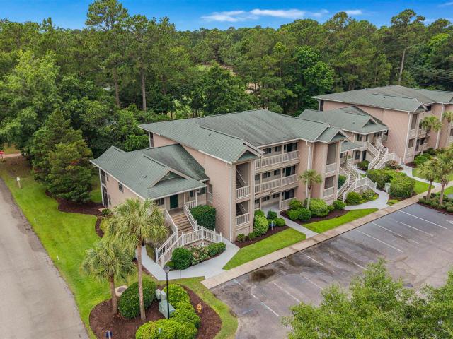 215 Pinehurst Ln. 7E