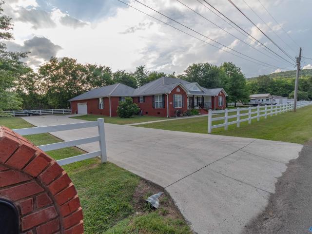 215 Robinwood Lane