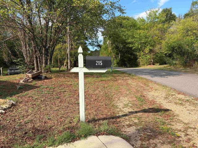 215 Robins Avenue