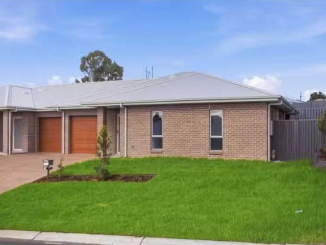2/15 Ryans Rd, Gillieston Heights Apartment for rent Listed b.