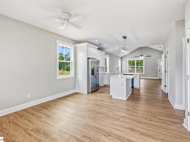 215 W Durst Avenue