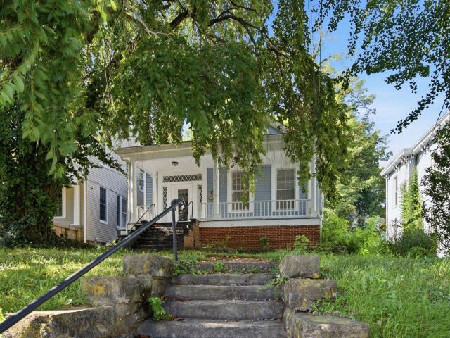 215 W Main Street