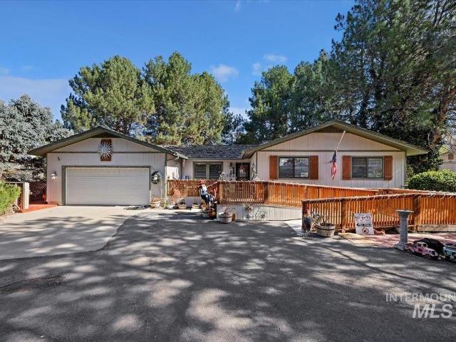 215 Willow, Hagerman, US, ID