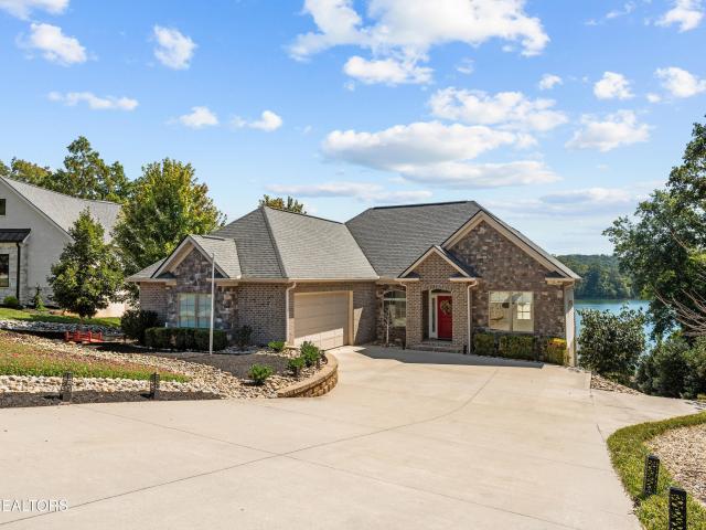 215 Tecumseh Way