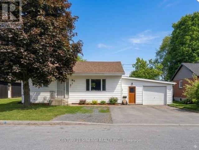 215 Victoria Street, Mississippi Mills, ON, K0A 1A0 house for sale | Listing ID X13677 | Royal LePage