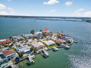 2165 Louisa Dr, Belleair Beach, FL 33786 | MLS #TB8448