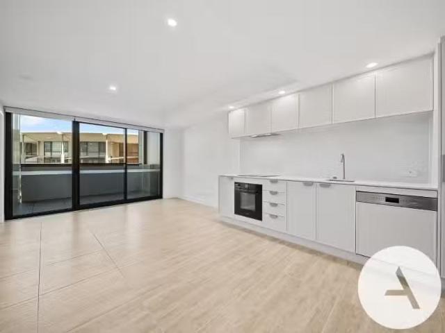 216/70 Allara Street, City Apartment for rent Listed by Wasim.