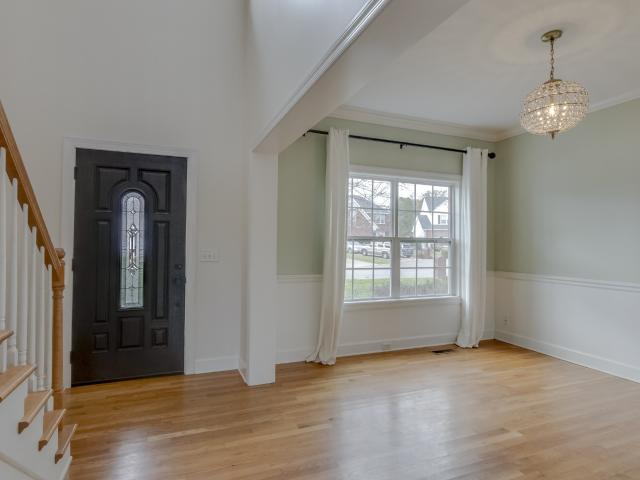 2167 Oak Hill Dr