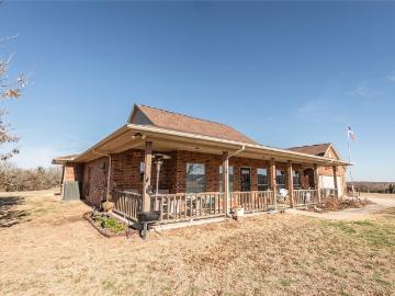 2168 Fruitland Rd, Sunset, TX 76270 | MLS #21179
