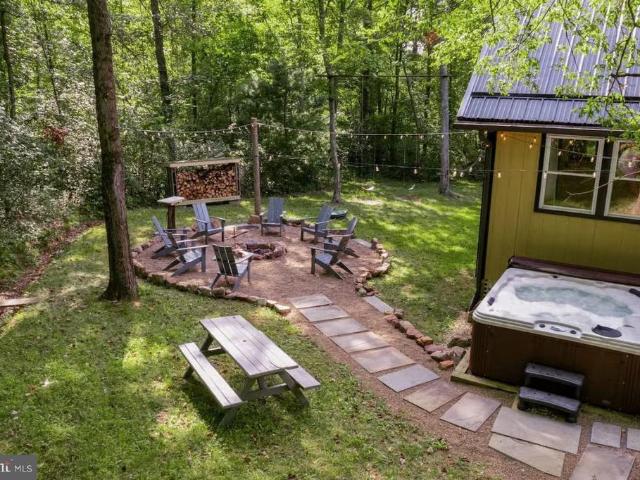 21693 Maddensville Pike