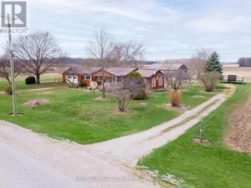 21698 Johnston Line, West Elgin, ON, N0L 2N0 house for sale | Listing ID X13018 | Royal LePage