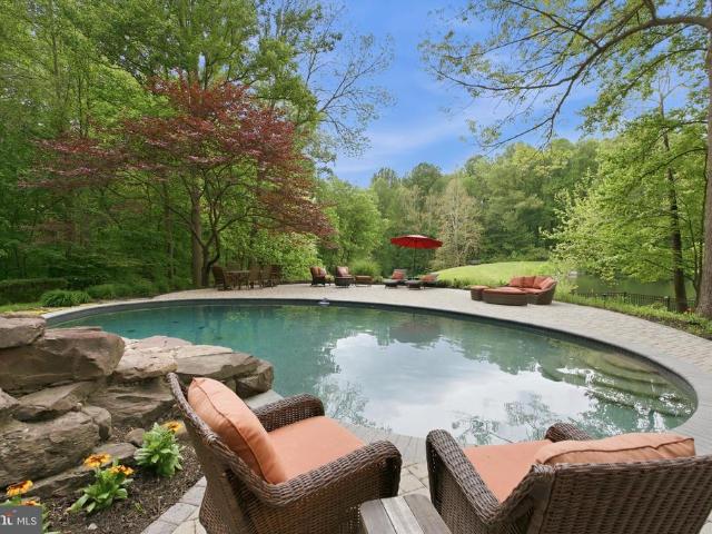 21605 Gentry Lane
