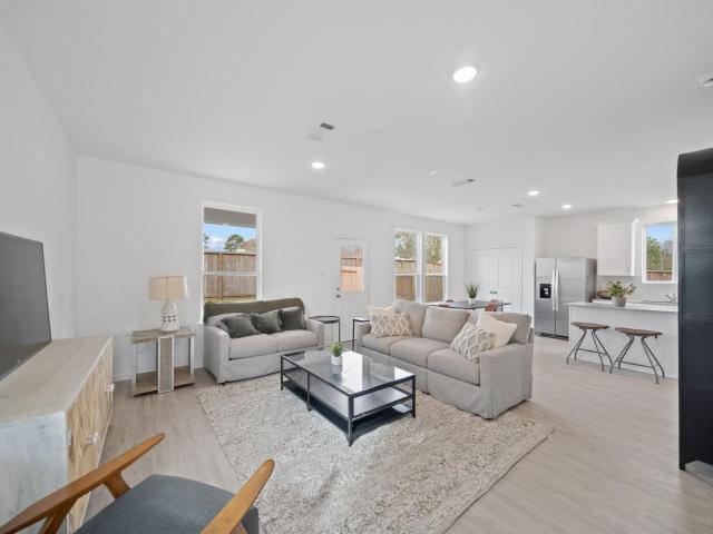 21606 Fox Gully Lane