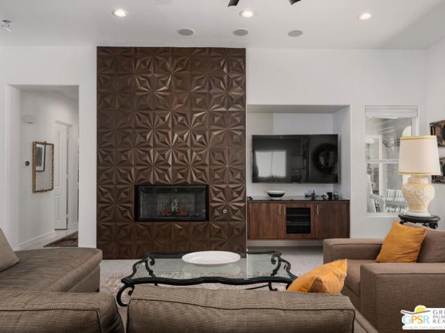 2160 N Hermosa Drive