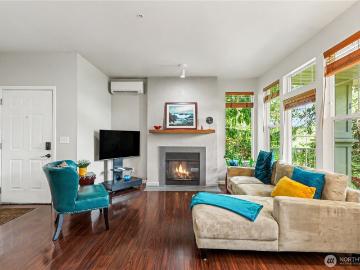 2160 Newport Way NW # 6 1
