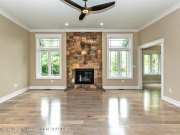 2160 Fresno Lane