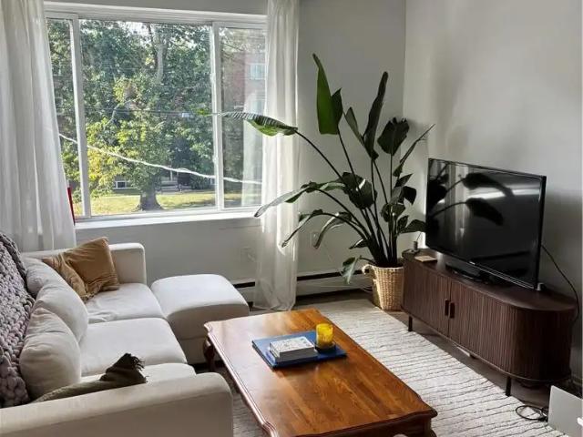 2160 GHENT Avenue Unit# 4