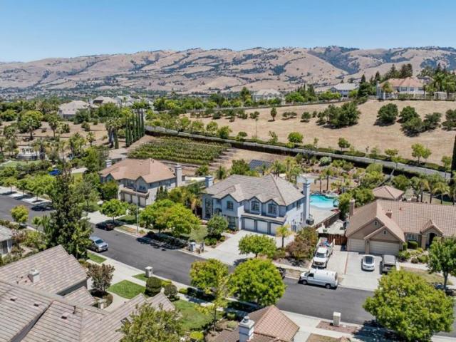 2160 Shadow Ridge Way