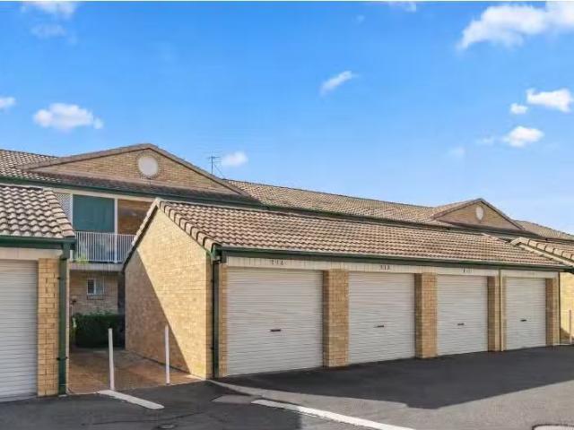 216/15 Lorraine Avenue, BERKELEY VALE Apartment for rent List.