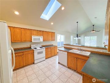 2162 th Ave Ct E, Spanaway, WA 98387 | MLS #2505