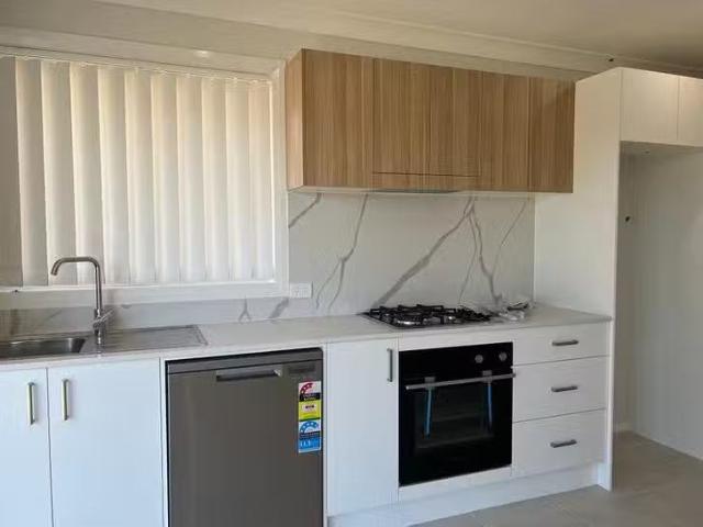 2/16 Amos Road, North Rothbury, NSW 2335