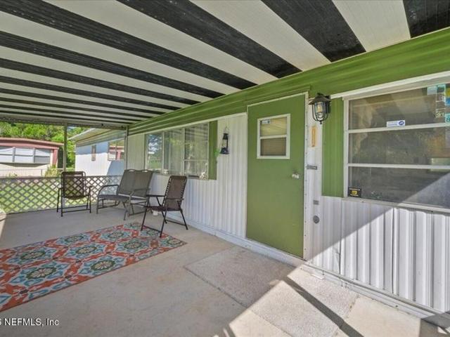 216 Ash St, Hawthorne, FL 32640