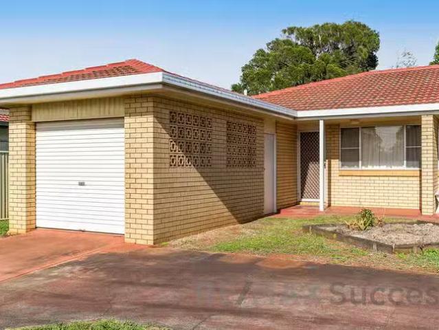 2/16 Bryan Street, Darling Heights, QLD 4350