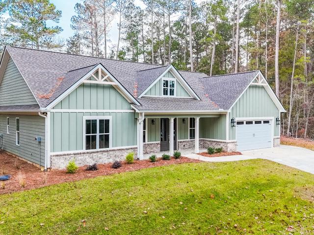 216 Brassie Drive