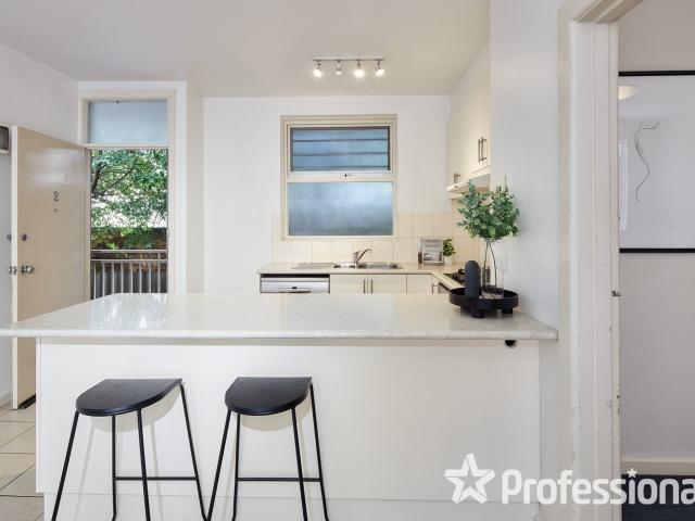 2/16 Darling StreetSouth Yarra VIC 3141, Australia