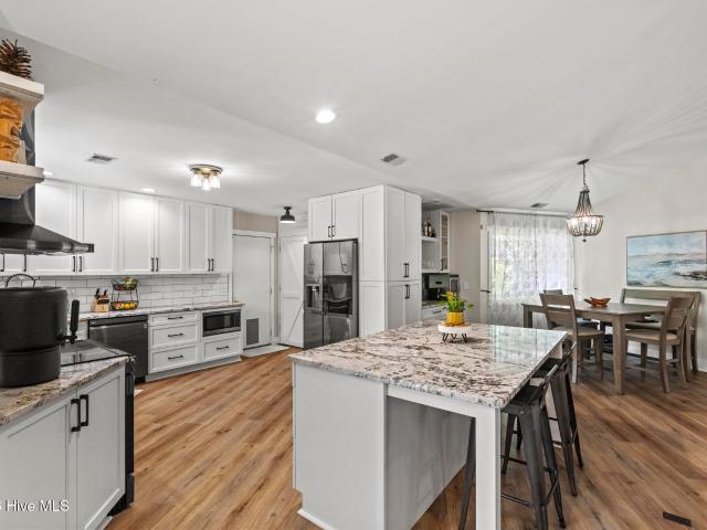 216 Hickory Lane