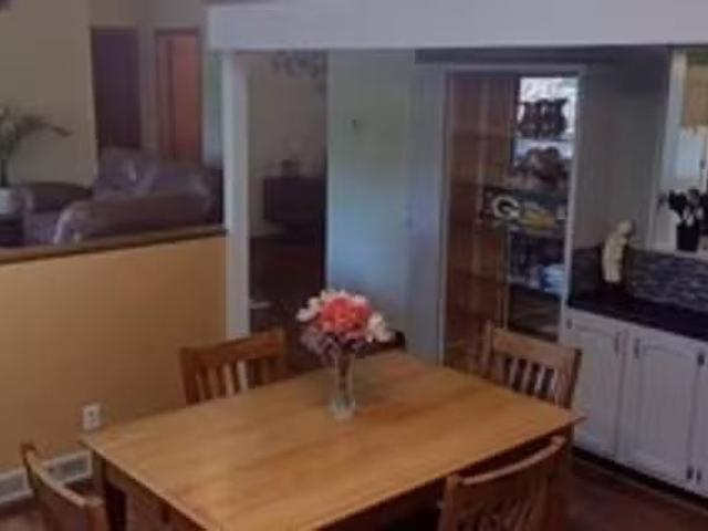 216 Monroe St. Baraboo, WI 53913, Baraboo 1 Bedroom 1 Bath