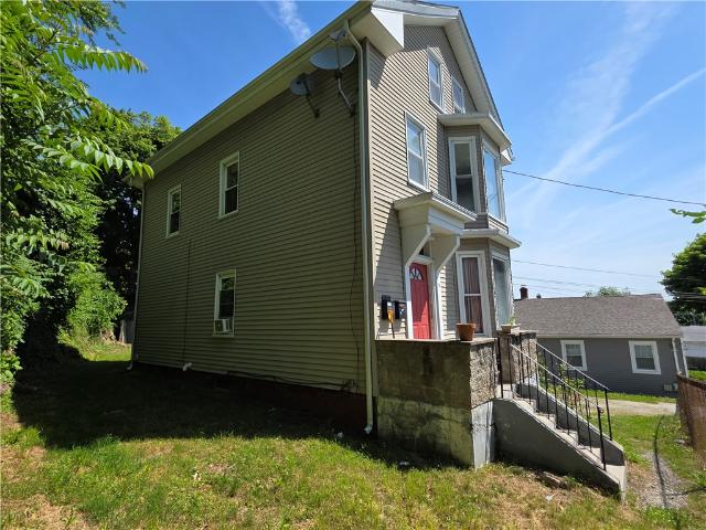 216 Maplewood Avenue