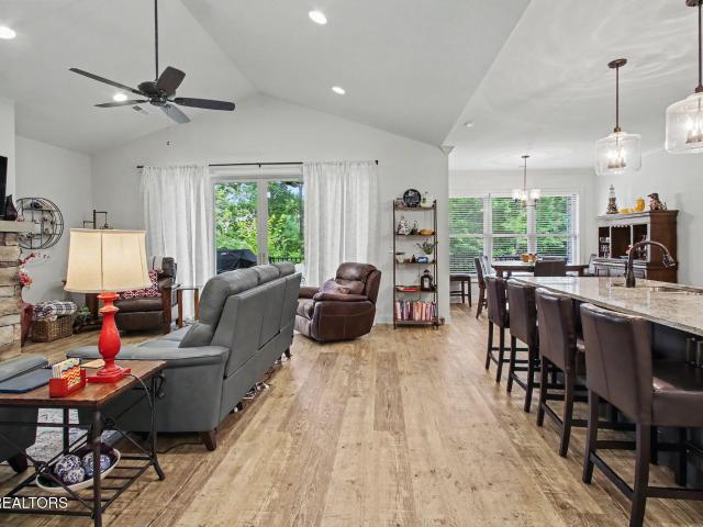 216 Mialaquo Circle