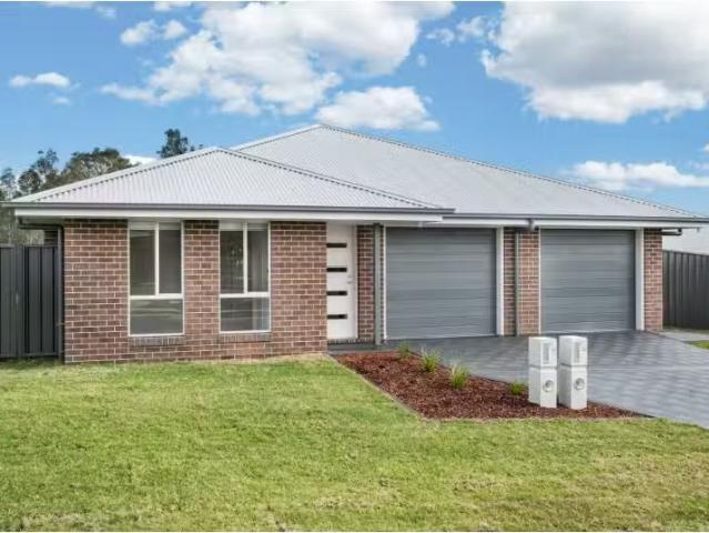 2/16 Millhouse Cl, Farley Townhouse for rent Listed by Kayla.