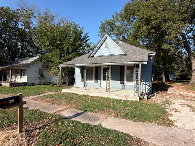 216 N 4th Street