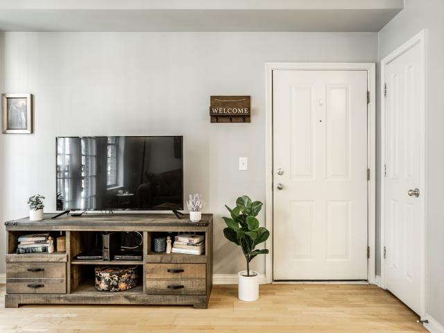 216 N Cleveland St, Unit C, Indianapolis, IN 46204 | MLS #22097