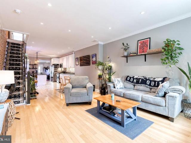 216 S Highland Avenue