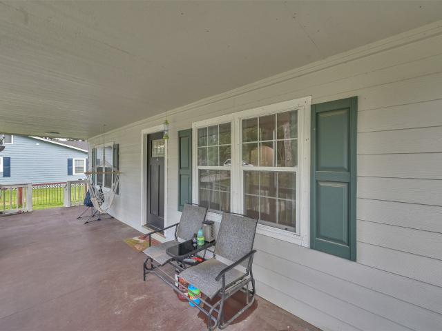 216 S Magnolia Drive