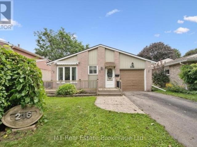 216 Parkside Drive E, Centre Wellington Fergus, ON, N1M 3E8 house for sale | Listing ID X13760 | Royal LePage